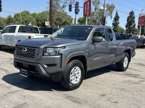 2024 Nissan Frontier SV