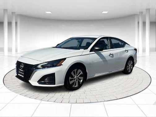 2025 Nissan Altima S