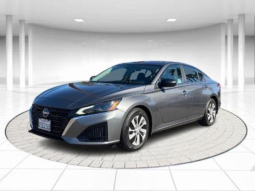 2025 Nissan Altima S