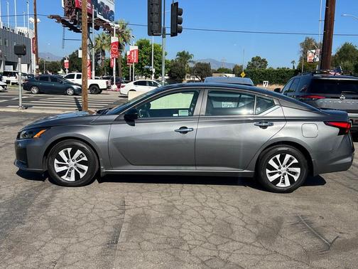 2025 Nissan Altima S