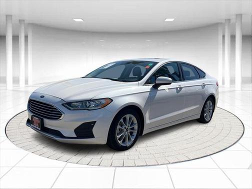2020 Ford Fusion Hybrid SE