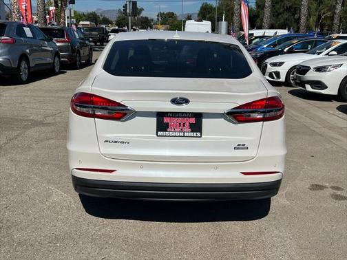2020 Ford Fusion Hybrid SE
