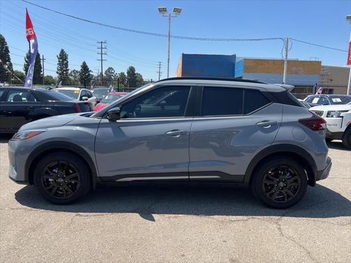 2024 Nissan Kicks SR
