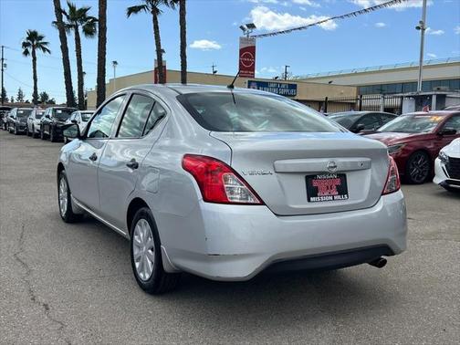 2018 Nissan Versa 1.6 S