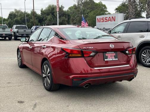 2022 Nissan Altima 2.5 SL