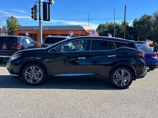 2023 Nissan Murano Platinum