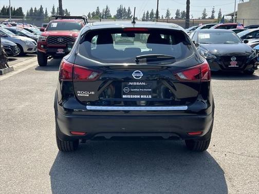 2018 Nissan Rogue Sport S