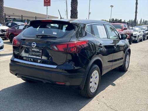2018 Nissan Rogue Sport S
