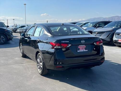 2025 Nissan Versa 1.6 S