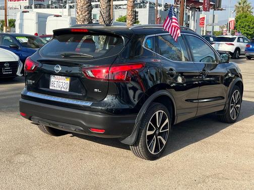 2018 Nissan Rogue Sport SL