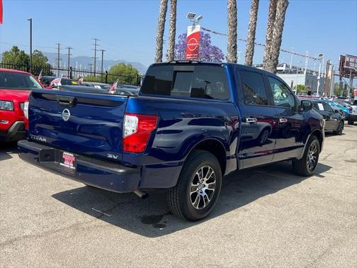 2021 Nissan Titan SV