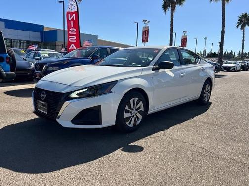 2025 Nissan Altima S