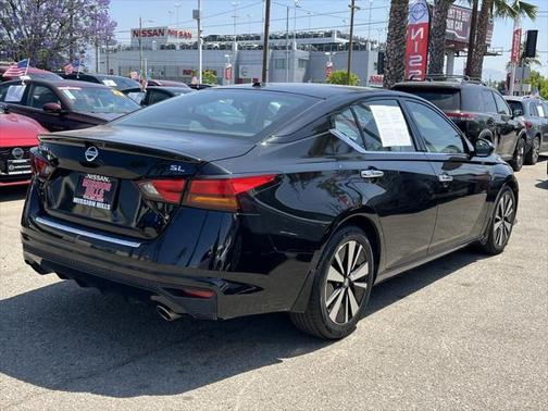 2022 Nissan Altima 2.5 SL