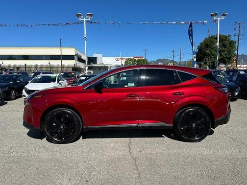 2025 Nissan Murano SV