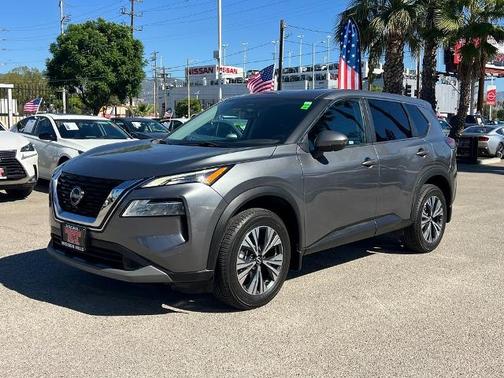 2022 Nissan Rogue SV