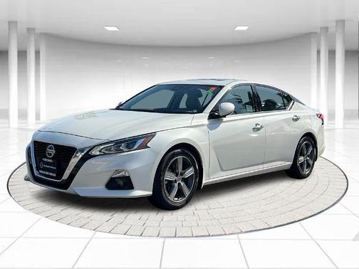 2022 Nissan Altima 2.5 SL