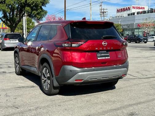 2022 Nissan Rogue SV