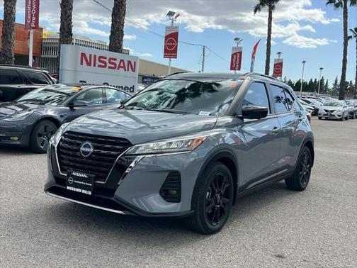 2023 Nissan Kicks SR