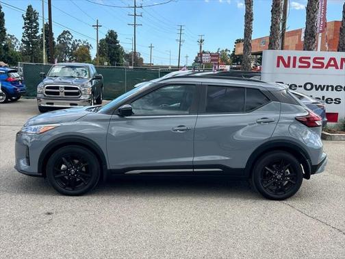 2023 Nissan Kicks SR