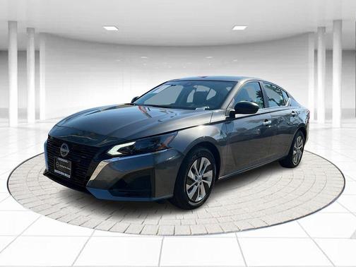 2025 Nissan Altima S