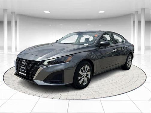 2025 Nissan Altima S FWD