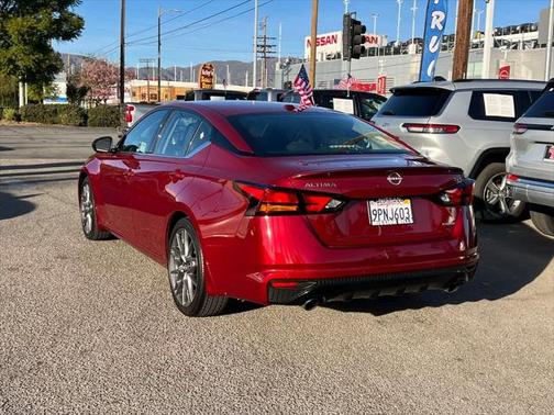 2024 Nissan Altima 2.0 SR
