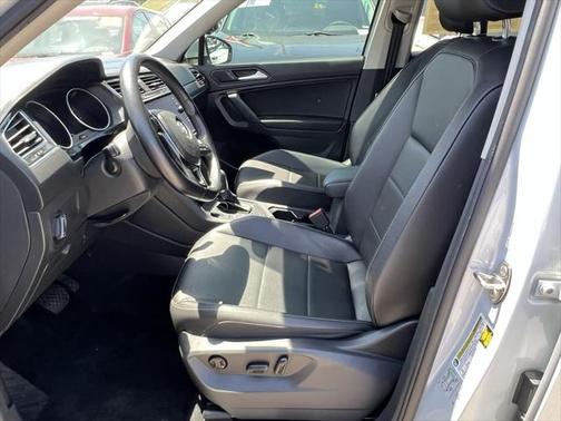 2019 Volkswagen Tiguan 2.0T SE