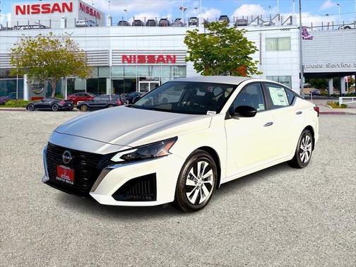 2025 Nissan Altima S FWD