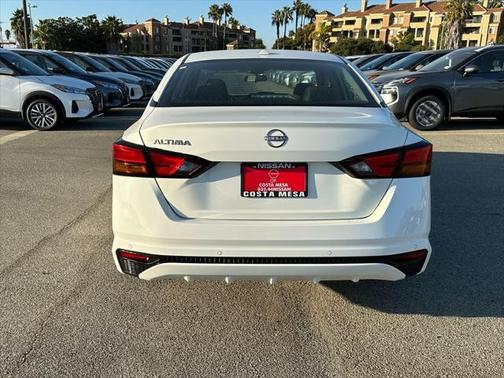 2025 Nissan Altima S FWD
