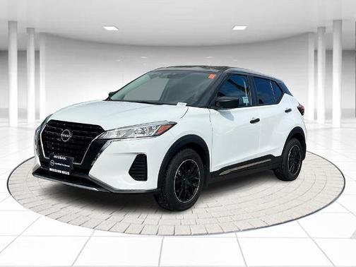 2023 Nissan Kicks S