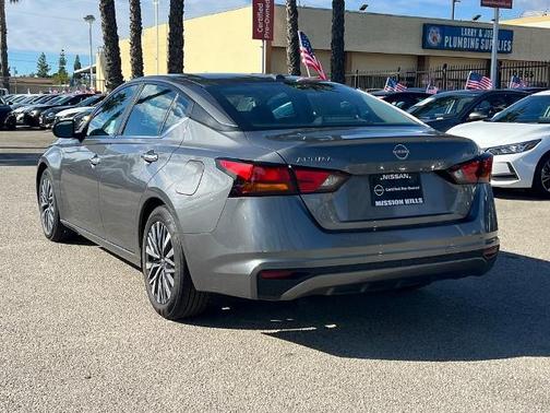 2024 Nissan Altima 2.5 SV