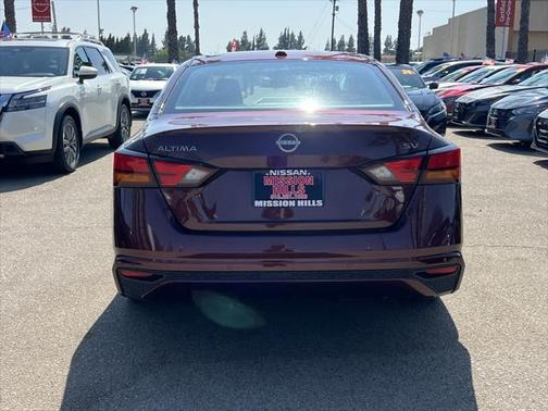 2023 Nissan Altima 2.5 SV