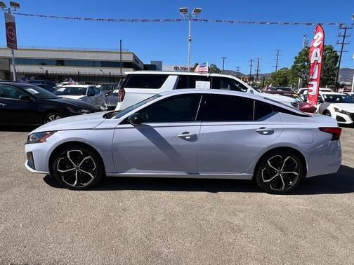 2024 Nissan Altima SR FWD