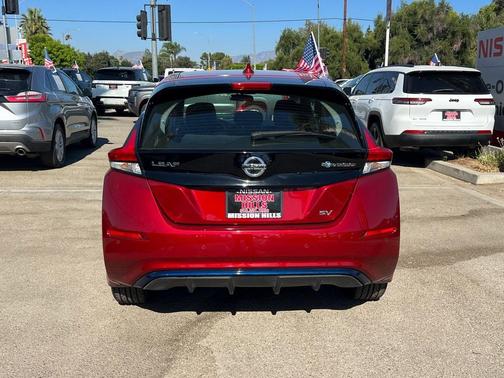 2022 Nissan Leaf SV 40 kWh