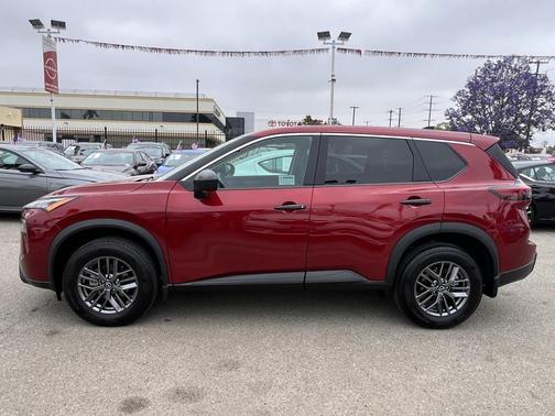 2025 Nissan Rogue S