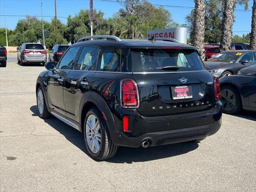2022 MINI Countryman Cooper