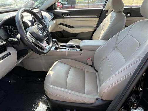 2022 Nissan Altima 2.5 SL