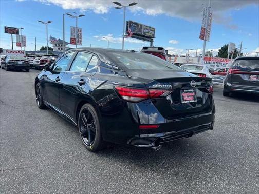 2025 Nissan Sentra SR