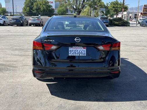 2025 Nissan Altima S FWD