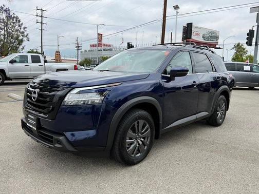 2022 Nissan Pathfinder SV 2WD