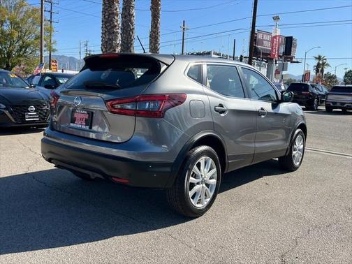 2022 Nissan Rogue Sport S