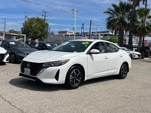 2025 Nissan Sentra SV