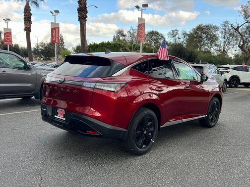2025 Nissan Murano SV