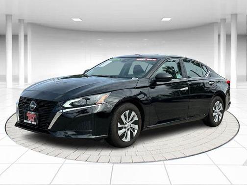 2025 Nissan Altima S