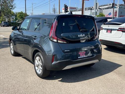 2023 Kia Soul LX