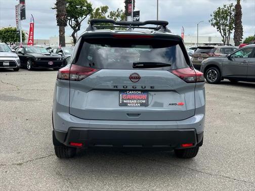 2025 Nissan Rogue Rock Creek