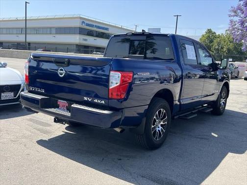 2022 Nissan Titan SV
