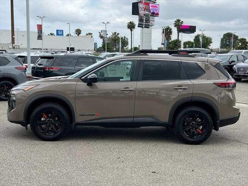 2025 Nissan Rogue Rock Creek