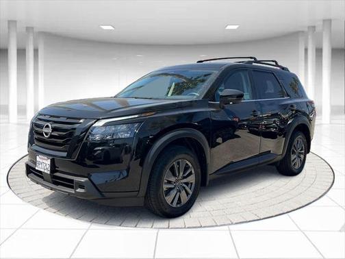 2024 Nissan Pathfinder SV FWD