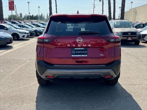 2023 Nissan Rogue SL